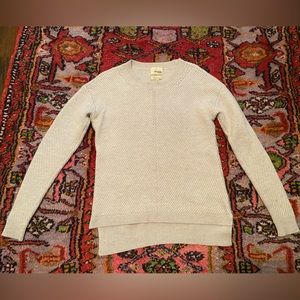 Wilfred cozy grey 100% wool sweater